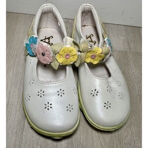 Nico Bella Kids White Leather Mary Jane Shoes Floral Applique Size 8.5